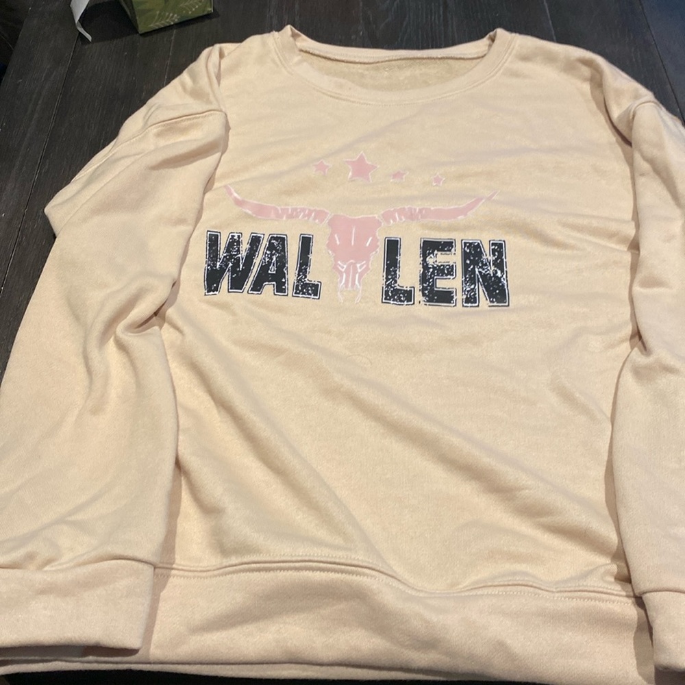 Sweatshirt
